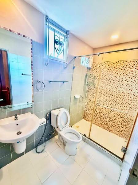 ไม่พบโครงการ, Bangkok, เกษตร-นวมินทร์, Chorake Bua, Lat Phrao, Bangkok, 4 Bedrooms, 155 sqm, Townhouse For Rent, by ณัฐพงศ์ สุนทรอรุณ, 500643987 - DDproperty.com