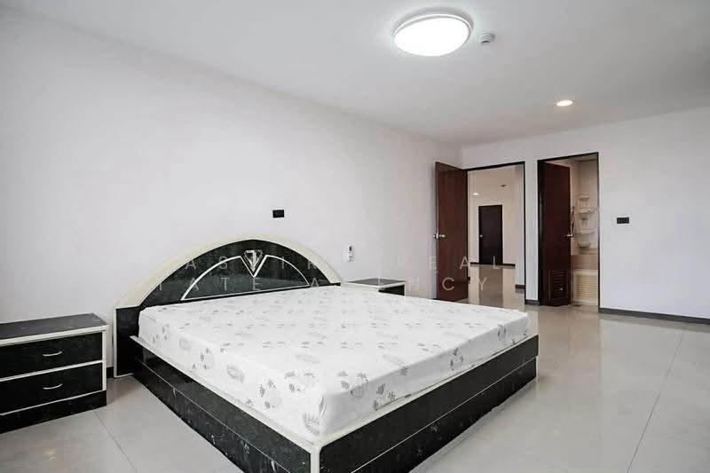 Empire House, Bangkok, Eakamai, Khlong Tan Nua, Watthana, Bangkok, 3 Bedrooms, 185 sqm, Condo For Sale, by Aspire Real Estate Agency Co., Ltd., 500644016 - DDproperty.com