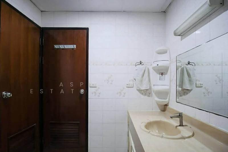 Empire House, Bangkok, Eakamai, Khlong Tan Nua, Watthana, Bangkok, 3 Bedrooms, 185 sqm, Condo For Sale, by Aspire Real Estate Agency Co., Ltd., 500644016 - DDproperty.com