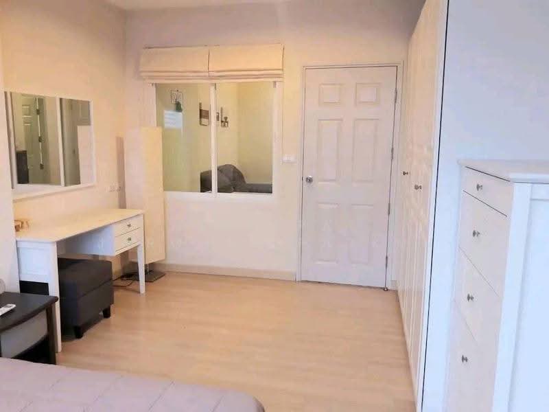 Life @ Sathorn 10, Bangkok, 48 Soi Sathorn 10, Sathorn Road, Silom, Bang Rak, Bangkok, 1 Bedroom, 43 sqm, Condo For Rent, by Jettapat Jaroonpipatkun, 500644029 - DDproperty.com