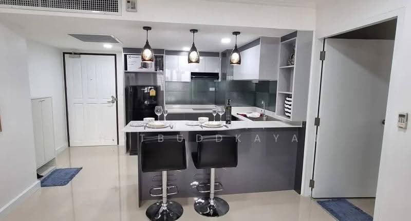 Omni Tower Sukhumvit Nana, Bangkok, 69 Sukhumvit 4 Alley, Khlong Toei, Bangkok, 1 Bedroom, 65 sqm, Condo For Sale, by Tanakrit Chotbuddkayan, 500644034 - DDproperty.com