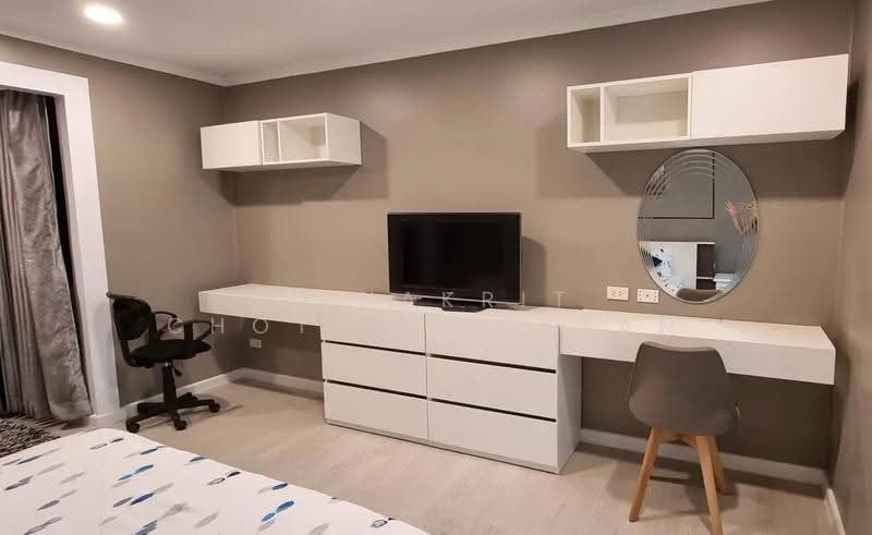 Omni Tower Sukhumvit Nana, Bangkok, 69 Sukhumvit 4 Alley, Khlong Toei, Bangkok, 1 Bedroom, 65 sqm, Condo For Sale, by Tanakrit Chotbuddkayan, 500644034 - DDproperty.com