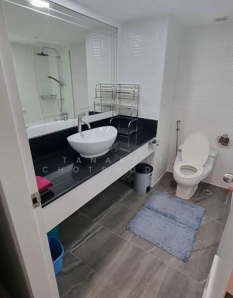 Omni Tower Sukhumvit Nana, Bangkok, 69 Sukhumvit 4 Alley, Khlong Toei, Bangkok, 1 Bedroom, 65 sqm, Condo For Sale, by Tanakrit Chotbuddkayan, 500644034 - DDproperty.com