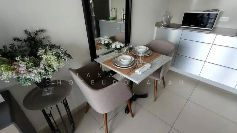 The Lofts Ekkamai, Bangkok, 1415 Sukhumvit Road, Phra Kanong Nua, Watthana, Bangkok, 1 Bedroom, 45 sqm, Condo For Rent, by Tanakrit Chotbuddkayan, 500644097 - DDproperty.com