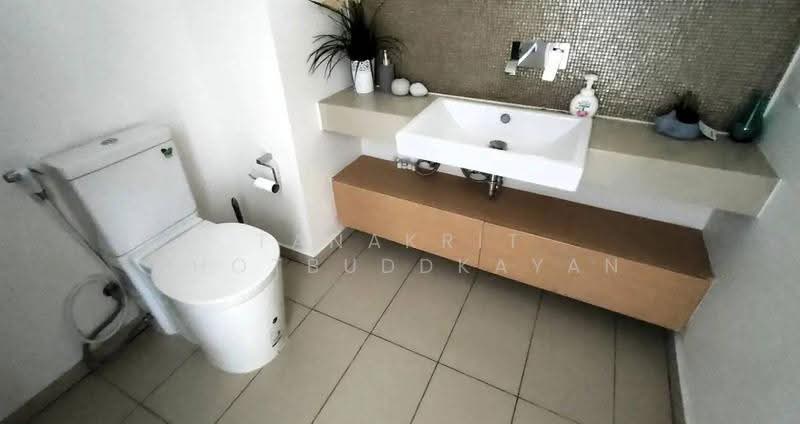 The Lofts Ekkamai, Bangkok, 1415 Sukhumvit Road, Phra Kanong Nua, Watthana, Bangkok, 1 Bedroom, 45 sqm, Condo For Rent, by Tanakrit Chotbuddkayan, 500644097 - DDproperty.com