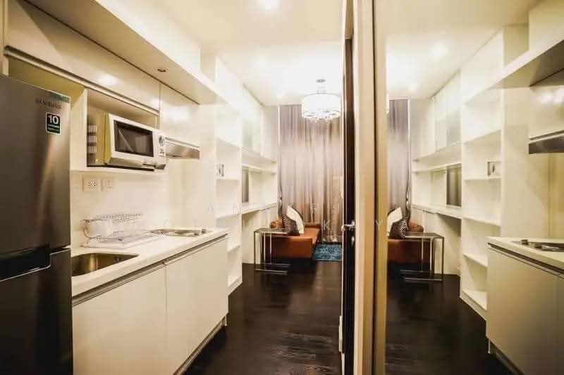 ASHTON Morph 38, Bangkok, 88 Soi Sukhumvit 38, Phra Kanong, Khlong Toei, Bangkok, 1 Bedroom, 40 sqm, Condo For Rent, by Tanakrit Chotbuddkayan, 500644107 - DDproperty.com