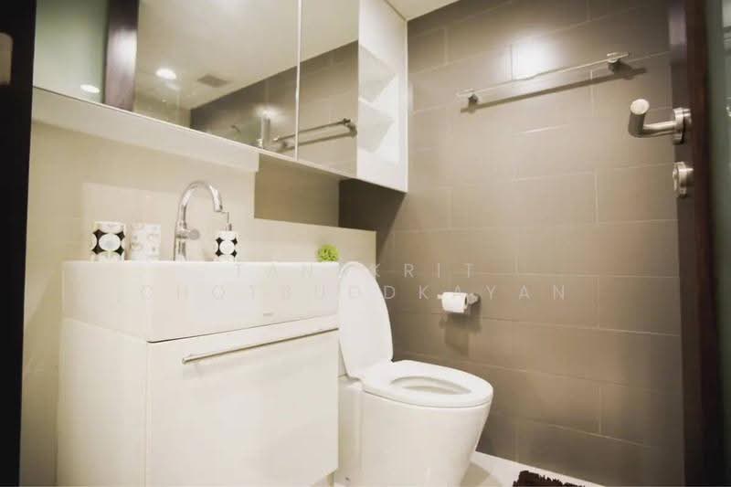 ASHTON Morph 38, Bangkok, 88 Soi Sukhumvit 38, Phra Kanong, Khlong Toei, Bangkok, 1 Bedroom, 40 sqm, Condo For Rent, by Tanakrit Chotbuddkayan, 500644107 - DDproperty.com