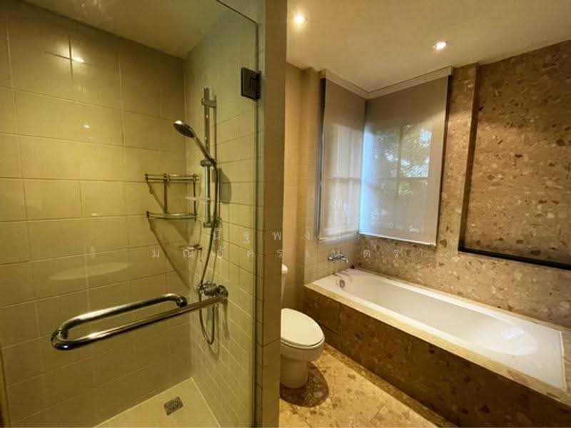 Bangkok Villa, Bangkok, Pradit Manutham Road, Wang Thonglang, Bangkok, 2 Bedrooms, 200 sqm, Single Detached House For Rent, by นัฐพงค์ มณีอัครเนตร, 500644149 - DDproperty.com