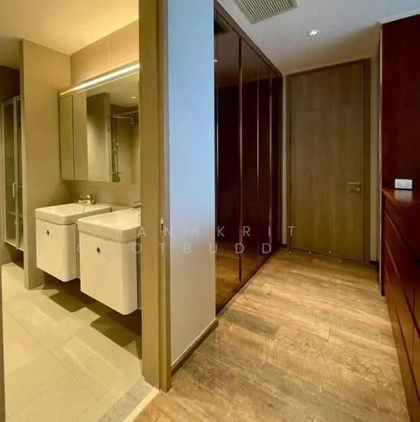 Noble Ploenchit, Bangkok, 1035 Ploenchit Road, Lumphini, Pathum Wan, Bangkok, 3 Bedrooms, 178 sqm, Condo For Rent, by Tanakrit Chotbuddkayan, 500644173 - DDproperty.com