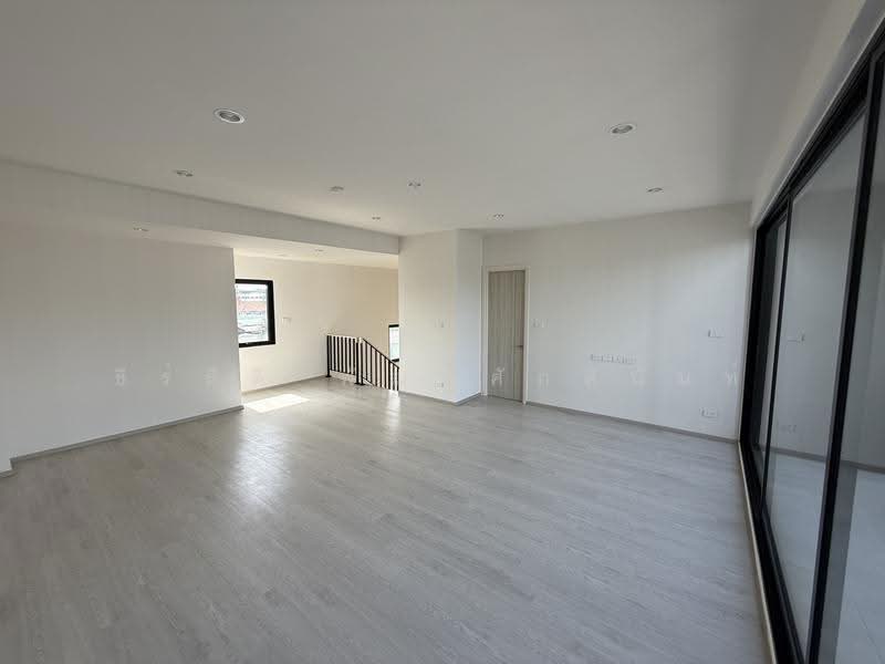 Nue Hype Suksawat, Bangkok, สุขสวัสดิ์, Rat Burana, Bangkok, , 256 sqm, Shophouse For Sale, by ธีร์ธีติ พัฒฑิศักดินันท์, 500644311 - DDproperty.com