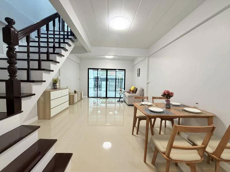Baan Phrapin 3 Bangyai : บ้านพระปิ่น 3 บางใหญ่, นนทบุรี, ซอยหมู่บ้านพระปิ่น 3, บางแม่นาง, บางใหญ่, นนทบุรี, 120 ตร.ม., ทาวน์เฮ้าส์ ขาย, โดย บุษบากร (เจี๊ยบ), 500644489 - DDproperty.com