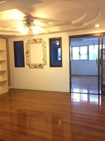 5-BR Townhouse, Bangkok, Praborommaharatchawang, Phra Nakhon, Bangkok, 5 Bedrooms, 80 sqm, Townhouse For Sale, by Sutavee Chonlabud, 500644505 - DDproperty.com