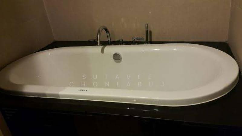 Baan Rajprasong, Bangkok, 3 Rajdamri Road, Lumphini, Pathum Wan, Bangkok, 1 Bedroom, 87 sqm, Condo For Sale, by Sutavee Chonlabud, 500644526 - DDproperty.com