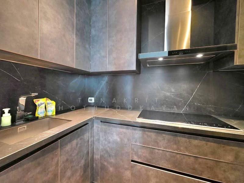 The Diplomat 39, Bangkok, 18 Soi Sukhumvit 39, Sukhumvit Road, Khlong Tan Nua, Watthana, Bangkok, 2 Bedrooms, 217 sqm, Condo For Rent, by Tanakrit Chotbuddkayan, 500644561 - DDproperty.com