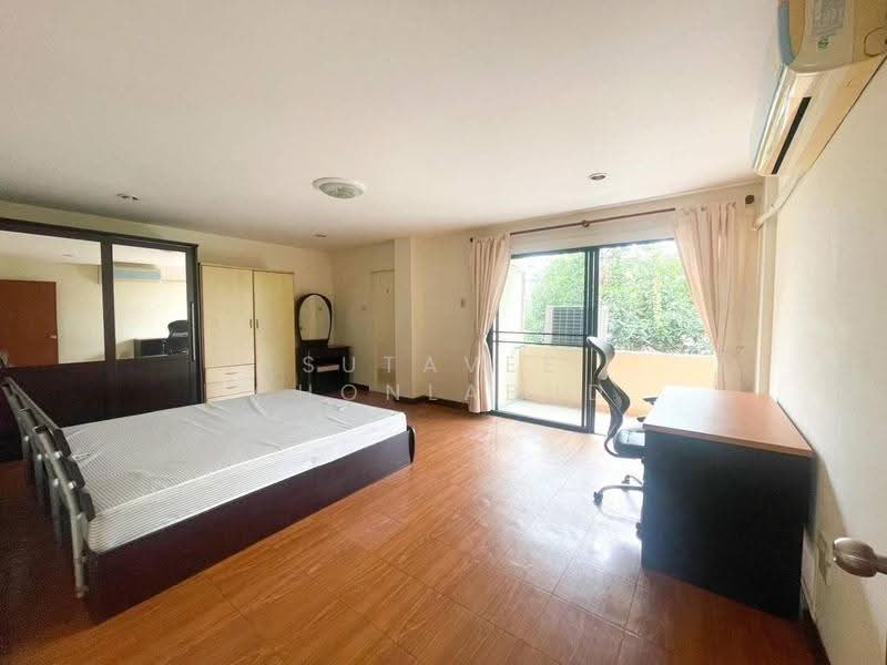 Lin Court, Bangkok, Ratchadaphisek Road, Khlong Toei, Bangkok, 2 Bedrooms, 110 sqm, Apartment For Rent, by Sutavee Chonlabud, 500644604 - DDproperty.com