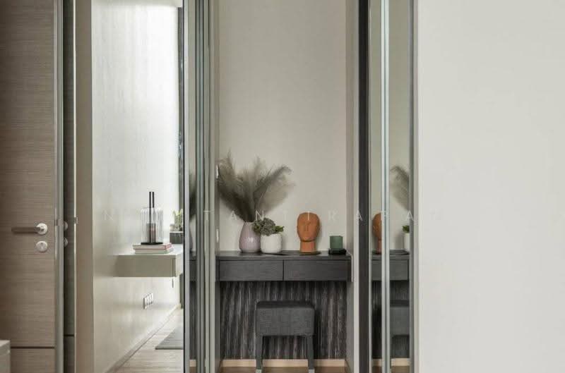 28 Chidlom, Bangkok, 28 Chit Lom Alley, Lumphini, Pathum Wan, Bangkok, 2 Bedrooms, 74 sqm, Condo For Sale, by Nat Tantirapan, 500644605 - DDproperty.com