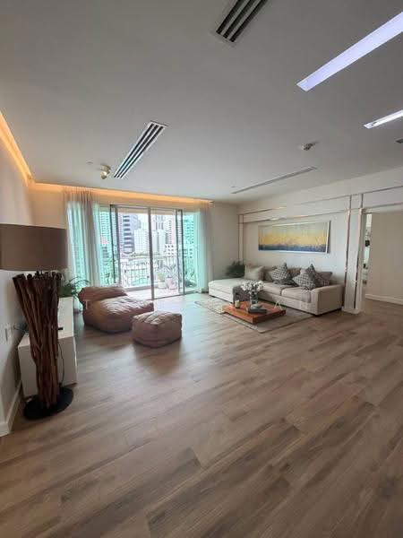 Wilshire Condominium, Bangkok, 80 Soi Sukhimvit 22, Khlong Toei, Bangkok, 3 Bedrooms, 160 sqm, Condo For Rent, by Nat Tantirapan, 500644615 - DDproperty.com