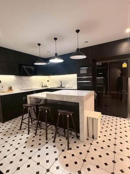 Saranjai Mansion, Bangkok, Soi Sukhumvit 6, Khlong Toei, Bangkok, 2 Bedrooms, 150 sqm, Condo For Sale, by Pawanrat Panchawanon, 500644688 - DDproperty.com