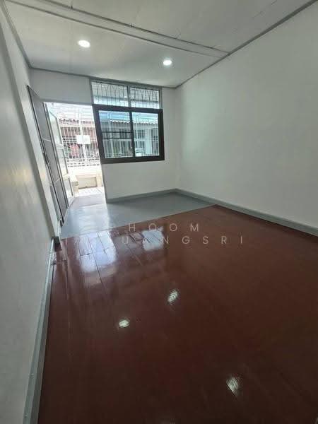 ทาวน์เฮาท์ 3-ห้องนอน, กรุงเทพ, ห้วยขวาง, กรุงเทพ, 168 ตร.ม., ทาวน์เฮ้าส์ ขาย, โดย Phoom Imruangsri, 500644708 - DDproperty.com