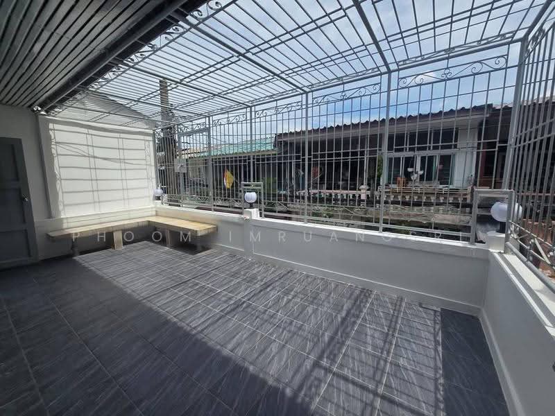 3-BR Townhouse, Bangkok, Huai Khwang, Bangkok, 3 Bedrooms, 168 sqm, Townhouse For Sale, by Phoom Imruangsri, 500644708 - DDproperty.com