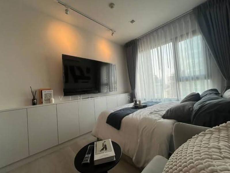 Life One Wireless, Bangkok, 1 Wireless Road, Lumphini, Pathum Wan, Bangkok, 1 Bedroom, 38 sqm, Condo For Rent, by Vinit Arora, 500644734 - DDproperty.com