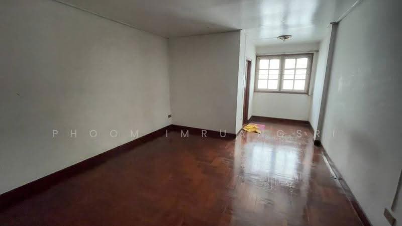 4 BR townhouse, Bangkok, Khlong Tan Nua, Watthana, Bangkok, 4 Bedrooms, 280 sqm, Townhouse For Rent, by Phoom Imruangsri, 500644742 - DDproperty.com