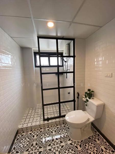 Brighton Place, Bangkok, Rama 9, Bang Kapi, Huai Khwang, Bangkok, 2 Bedrooms, 62 sqm, Condo For Rent, by Vinit Arora, 500644759 - DDproperty.com