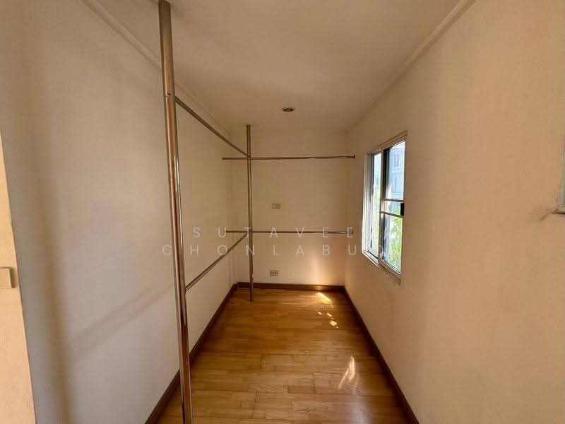 Navin Mansion, Bangkok, Chong Nonsi, Yan Nawa, Bangkok, 2 Bedrooms, 145 sqm, Apartment For Rent, by Sutavee Chonlabud, 500644770 - DDproperty.com