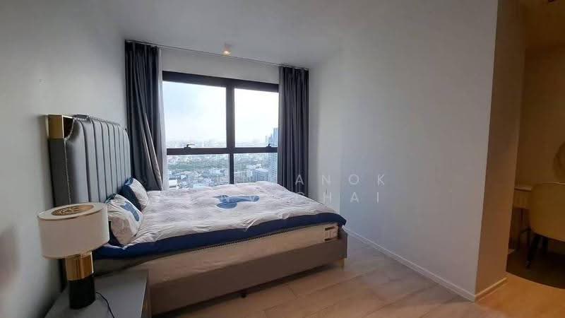 The Lofts Silom, Bangkok, Pramuan Road, Silom, Bang Rak, Bangkok, 2 Bedrooms, 107 sqm, Condo For Rent, by Kornkanok Sonvichai, 500644797 - DDproperty.com