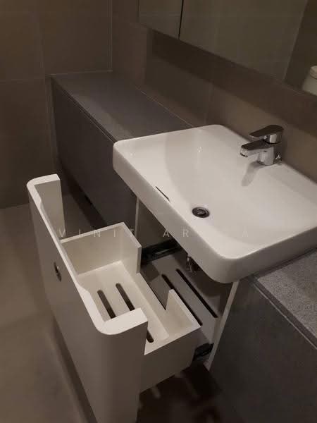 Noble Ploenchit, Bangkok, 1035 Ploenchit Road, Lumphini, Pathum Wan, Bangkok, 2 Bedrooms, 90 sqm, Condo For Rent, by Vinit Arora, 500644844 - DDproperty.com