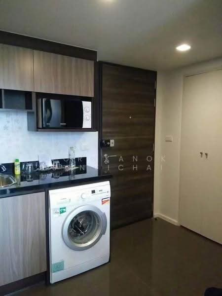 Focus Ploenchit, Bangkok, Soi Sukhumvit 2, Khlong Toei, Bangkok, 1 Bedroom, 36 sqm, Condo For Rent, by Kornkanok Sonvichai, 500644866 - DDproperty.com