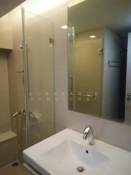 Focus Ploenchit, Bangkok, Soi Sukhumvit 2, Khlong Toei, Bangkok, 1 Bedroom, 36 sqm, Condo For Rent, by Kornkanok Sonvichai, 500644866 - DDproperty.com
