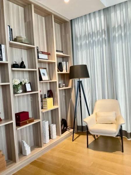 Siamese Sukhumvit 48, Bangkok, 1498 Soi Sukhumvit 48, Phra Kanong, Khlong Toei, Bangkok, 2 Bedrooms, 119 sqm, Condo For Sale, by Sutavee Chonlabud, 500644907 - DDproperty.com
