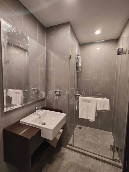 C Ekkamai, Bangkok, 888 Soi Sukhumvit 63, Sukhumvit Road, Khlong Tan Nua, Watthana, Bangkok, 1 Bedroom, 36 sqm, Condo For Sale, by Pawanrat Panchawanon, 500645088 - DDproperty.com