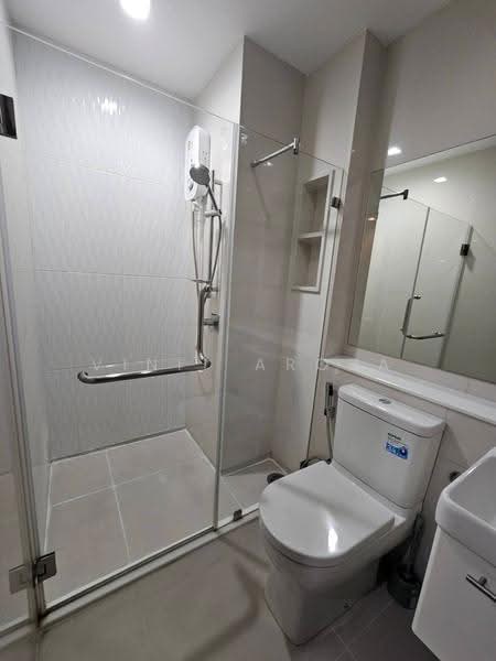 Life Asoke Hype, Bangkok, 339 Chaturathit Rd, Makkasan, Ratchathewi, Bangkok, 1 Bedroom, 33 sqm, Condo For Rent, by Vinit Arora, 500645105 - DDproperty.com