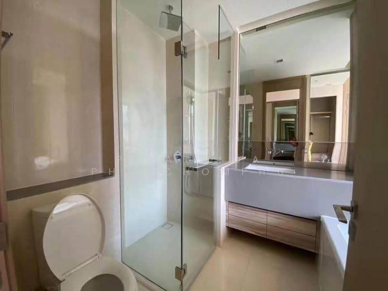 The Esse Asoke, Bangkok, 333 Soi Sukhumvit 21, Sukhumvit Road, Khlongtoei Nua, Watthana, Bangkok, 1 Bedroom, 45 sqm, Condo For Sale, by Piyathida Phanchomphu, 500645225 - DDproperty.com
