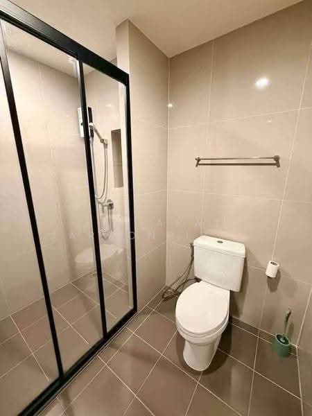 The Base Phetchaburi-Thonglor, Bangkok, Phetchaburi Rd, Bang Kapi, Huai Khwang, Bangkok, 2 Bedrooms, 62 sqm, Condo For Rent, by Jettapat Jaroonpipatkun, 500645362 - DDproperty.com