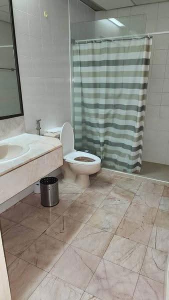 Lumpini Park View, Bangkok, Rama 4, Thung Maha Mek, Sathon, Bangkok, 1 Bedroom, 60 sqm, Condo For Rent, by Piyathida Phanchomphu, 500645372 - DDproperty.com