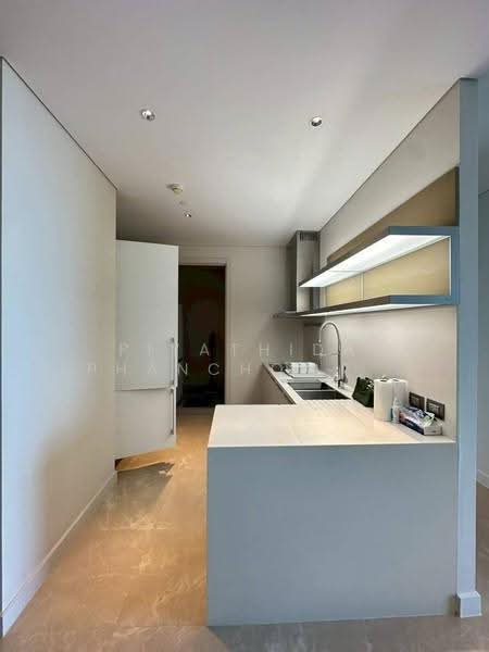 Sindhorn Residence, Bangkok, 54 Soi Ton Son, Lumphini, Pathum Wan, Bangkok, 2 Bedrooms, 117 sqm, Condo For Rent, by Piyathida Phanchomphu, 500645381 - DDproperty.com
