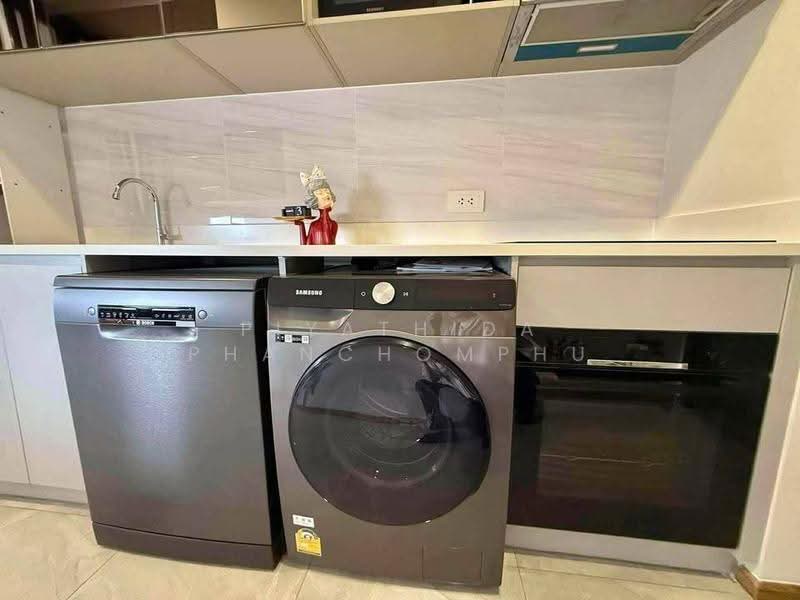 Cloud Thonglor-Phetchaburi, Bangkok, 1986 New Petchaburi Road, Bang Kapi, Huai Khwang, Bangkok, 2 Bedrooms, 55 sqm, Condo For Rent, by Piyathida Phanchomphu, 500645402 - DDproperty.com