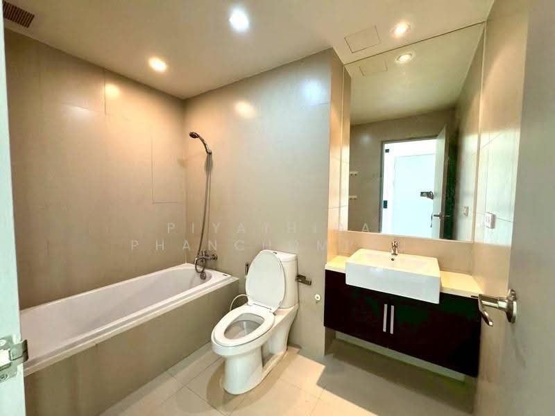 Noble Solo, Bangkok, 988 Thong Lo, Khlong Tan Nua, Watthana, Bangkok, 1 Bedroom, 53 sqm, Condo For Rent, by Piyathida Phanchomphu, 500645622 - DDproperty.com