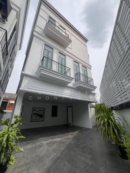 Maison Blanche – Sukhumvit 67, Bangkok, 59 Soi Sukhumvit 67, Phra Kanong Nua, Watthana, Bangkok, 5 Bedrooms, 244 sqm, Single Detached House For Rent, by Sutavee Chonlabud, 500645659 - DDproperty.com