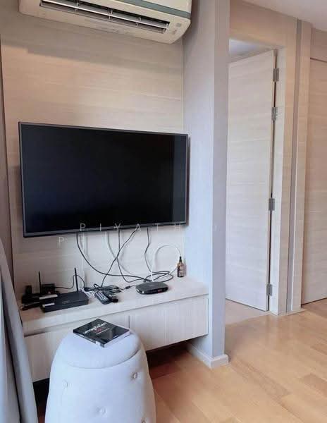 Klass Silom, Bangkok, 52 Silom Road, Silom, Bang Rak, Bangkok, 1 Bedroom, 33 sqm, Condo For Sale, by Piyathida Phanchomphu, 500645661 - DDproperty.com