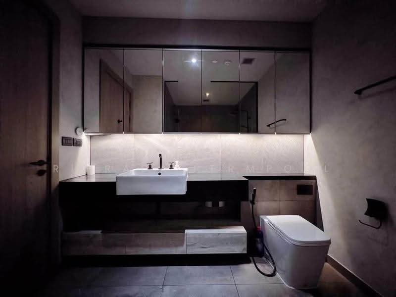The Lofts Asoke, Bangkok, Sukhumvit 21 Road, Khlongtoei Nua, Watthana, Bangkok, 1 Bedroom, 49 sqm, Condo For Rent, by Rinrada Permpool, 500645674 - DDproperty.com