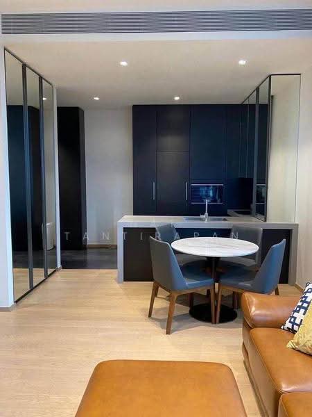 28 Chidlom, Bangkok, 28 Chit Lom Alley, Lumphini, Pathum Wan, Bangkok, 2 Bedrooms, 74 sqm, Condo For Rent, by Nat Tantirapan, 500645704 - DDproperty.com