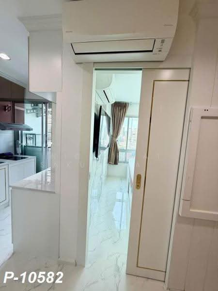 The Trust Residence Ratchada-Rama 3, Bangkok, Nonsi Rd, Chong Nonsi, Yan Nawa, Bangkok, 1 Bedroom, 30 sqm, Condo For Rent, by Nichaphat Sakunchayapha, 500645729 - DDproperty.com