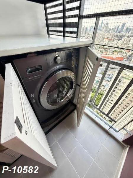 The Trust Residence Ratchada-Rama 3, Bangkok, Nonsi Rd, Chong Nonsi, Yan Nawa, Bangkok, 1 Bedroom, 30 sqm, Condo For Rent, by Nichaphat Sakunchayapha, 500645729 - DDproperty.com