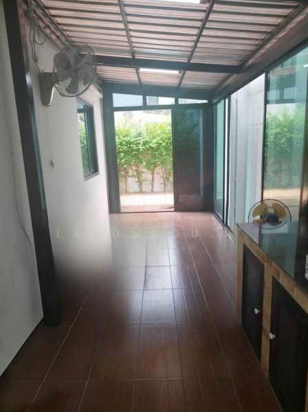 Baanfah Townee Pinklao-Sai 5 : บ้านฟ้า ทาวน์นี ปิ่นเกล้า-สาย 5, นครปฐม, ถนนพุทธมณฑลสาย 5, บางกระทึก, สามพราน, นครปฐม, 220 ตร.ม., ทาวน์เฮ้าส์ ขาย, โดย YTD Land&houses Real Estate Agency, 500645786 - DDproperty.com