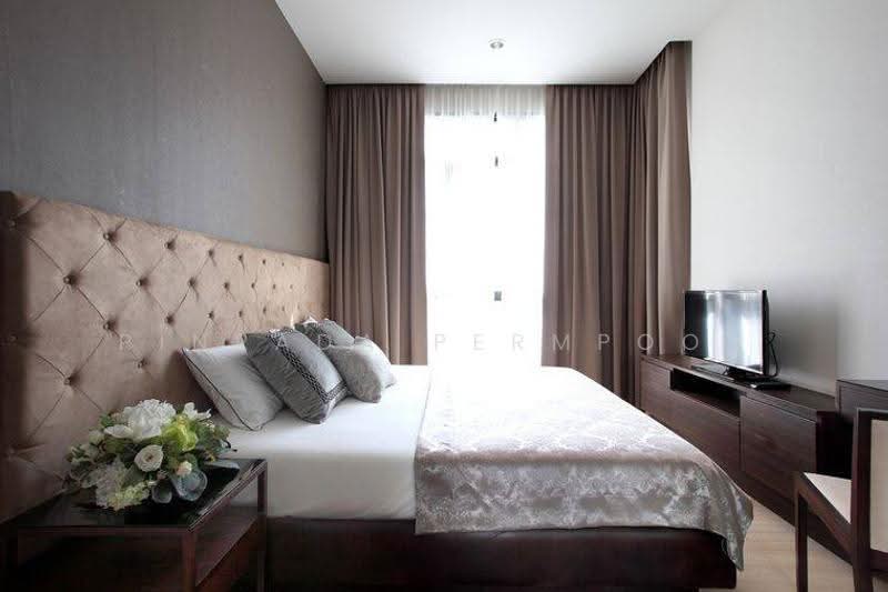 The Capital Ekamai-Thonglor, Bangkok, 2898 New Petchaburi Rd, Bang Kapi, Huai Khwang, Bangkok, 2 Bedrooms, 60 sqm, Condo For Rent, by Rinrada Permpool, 500645819 - DDproperty.com