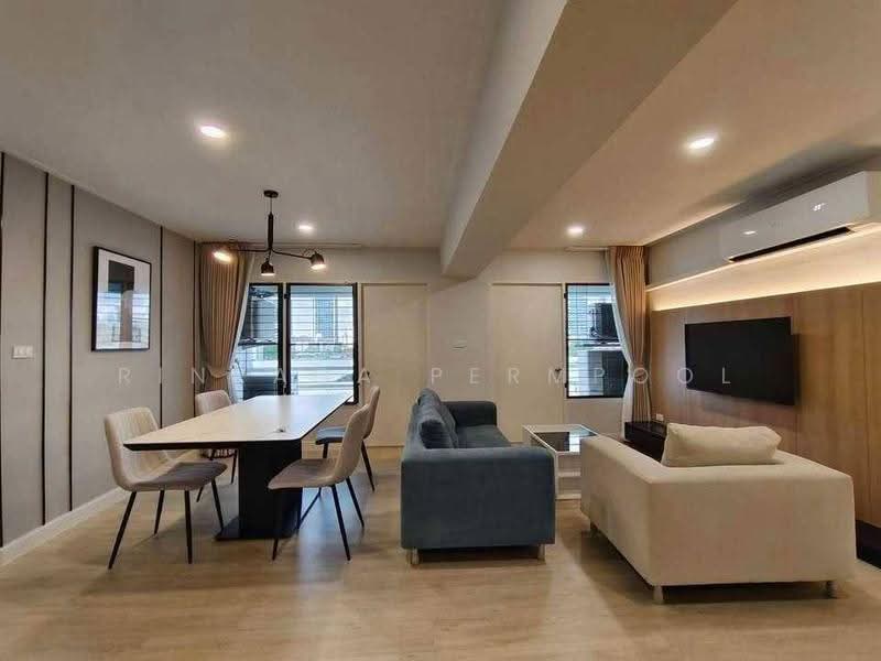 Thonglor Tower, Bangkok, Soi Thonglor, Sukhumvit 55 Road, Khlongtoei Nua, Watthana, Bangkok, 3 Bedrooms, 100 sqm, Condo For Rent, by Rinrada Permpool, 500645868 - DDproperty.com
